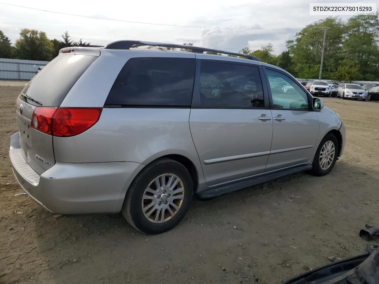 2007 Toyota Sienna Xle VIN: 5TDZK22CX7S015293 Lot: 72042054