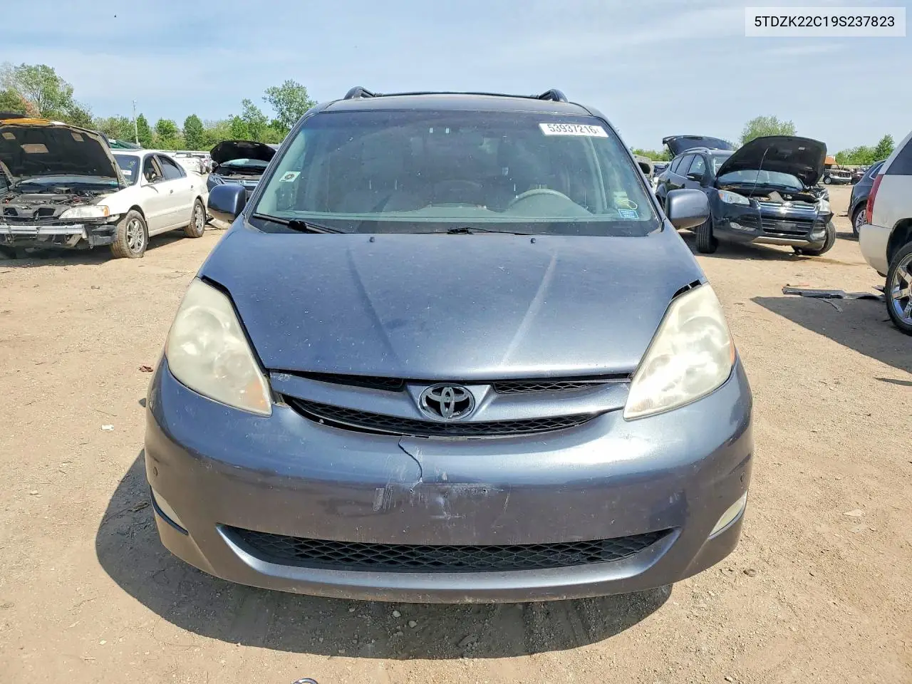 5TDZK22C19S237823 2009 Toyota Sienna Xle