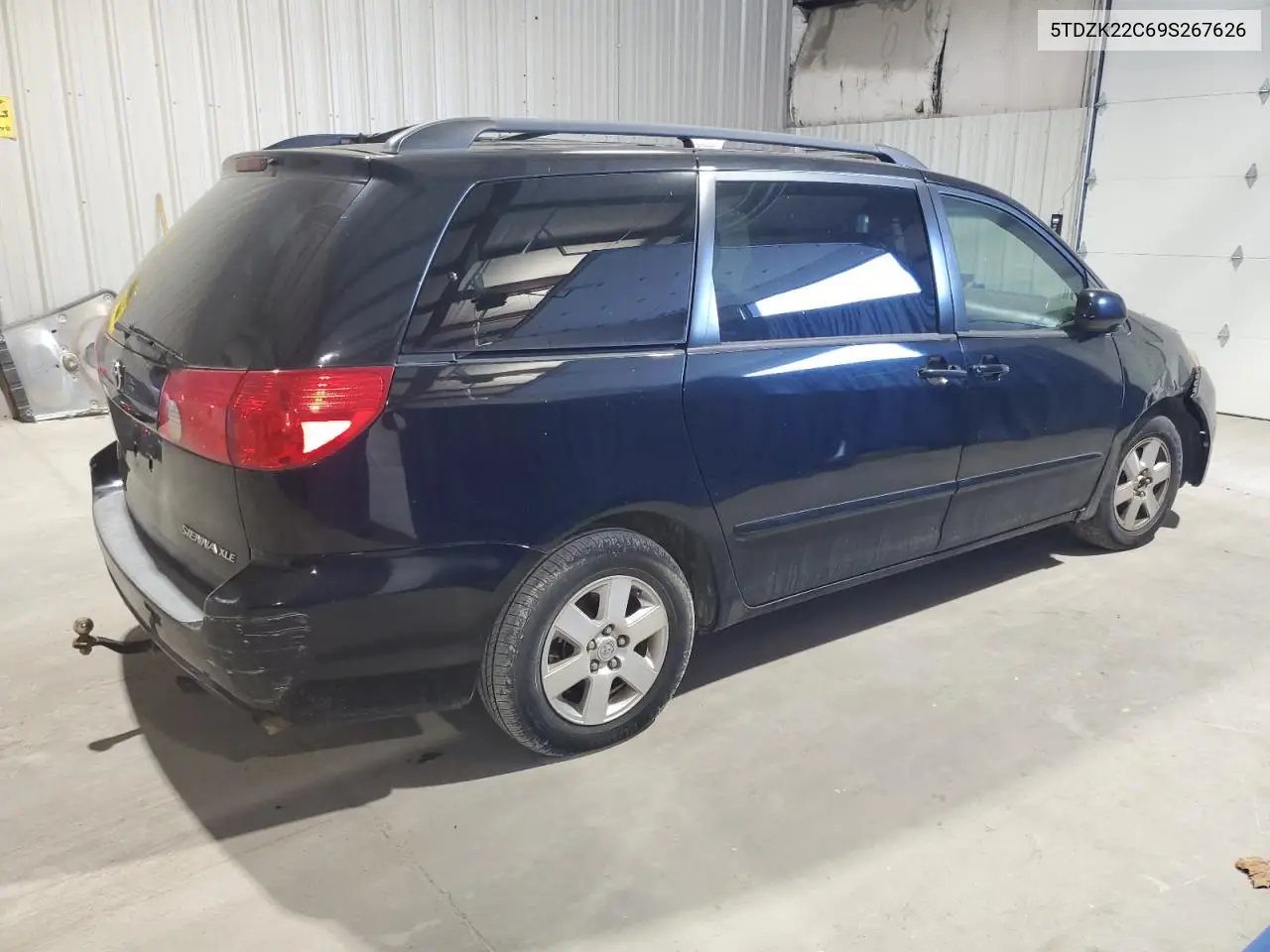 5TDZK22C69S267626 2009 Toyota Sienna Xle