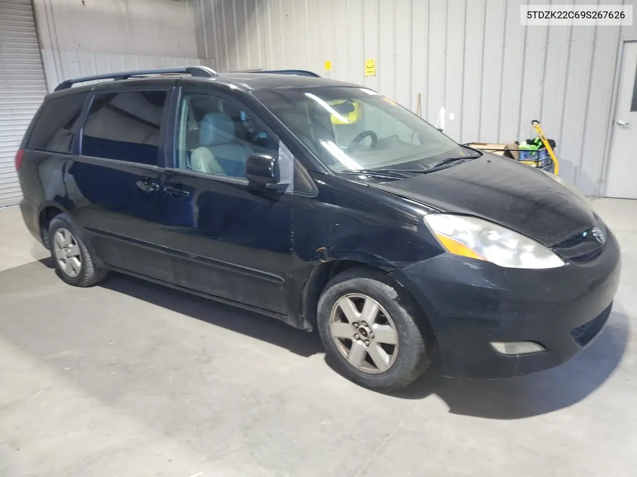 5TDZK22C69S267626 2009 Toyota Sienna Xle
