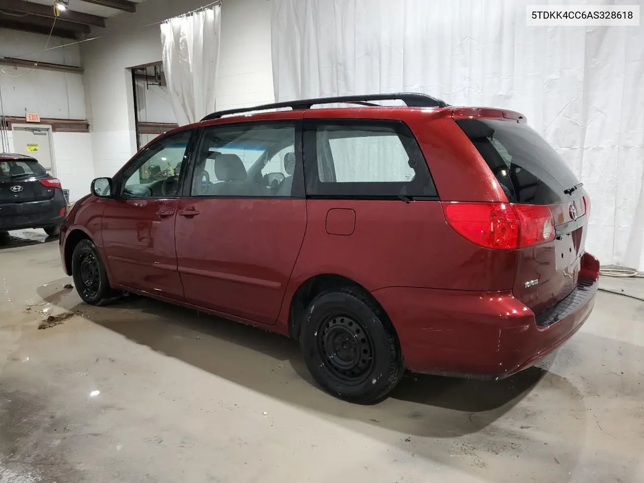5TDKK4CC6AS328618 2010 Toyota Sienna Ce