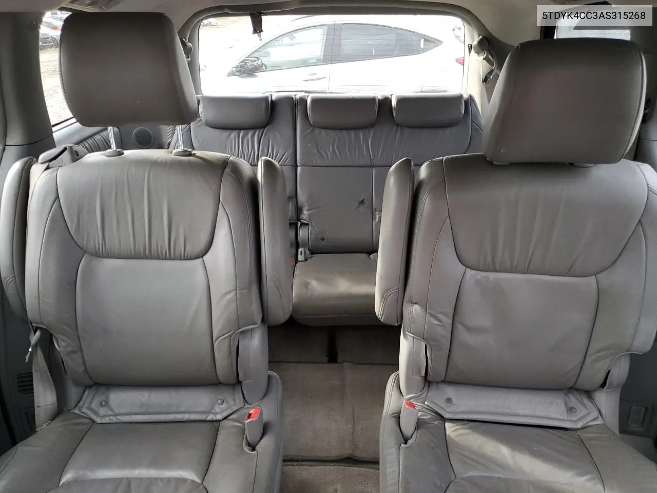 5TDYK4CC3AS315268 2010 Toyota Sienna Xle