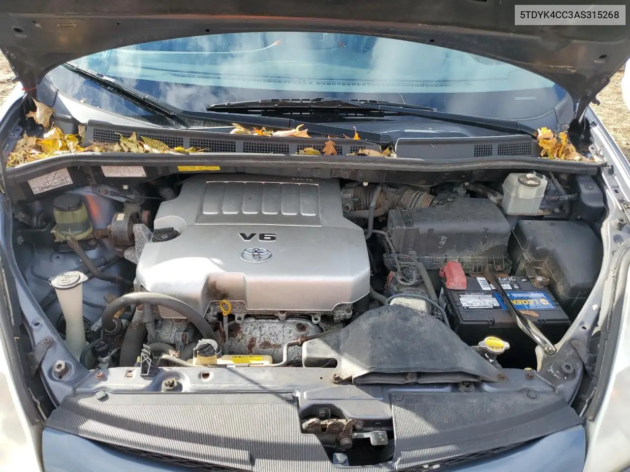 5TDYK4CC3AS315268 2010 Toyota Sienna Xle