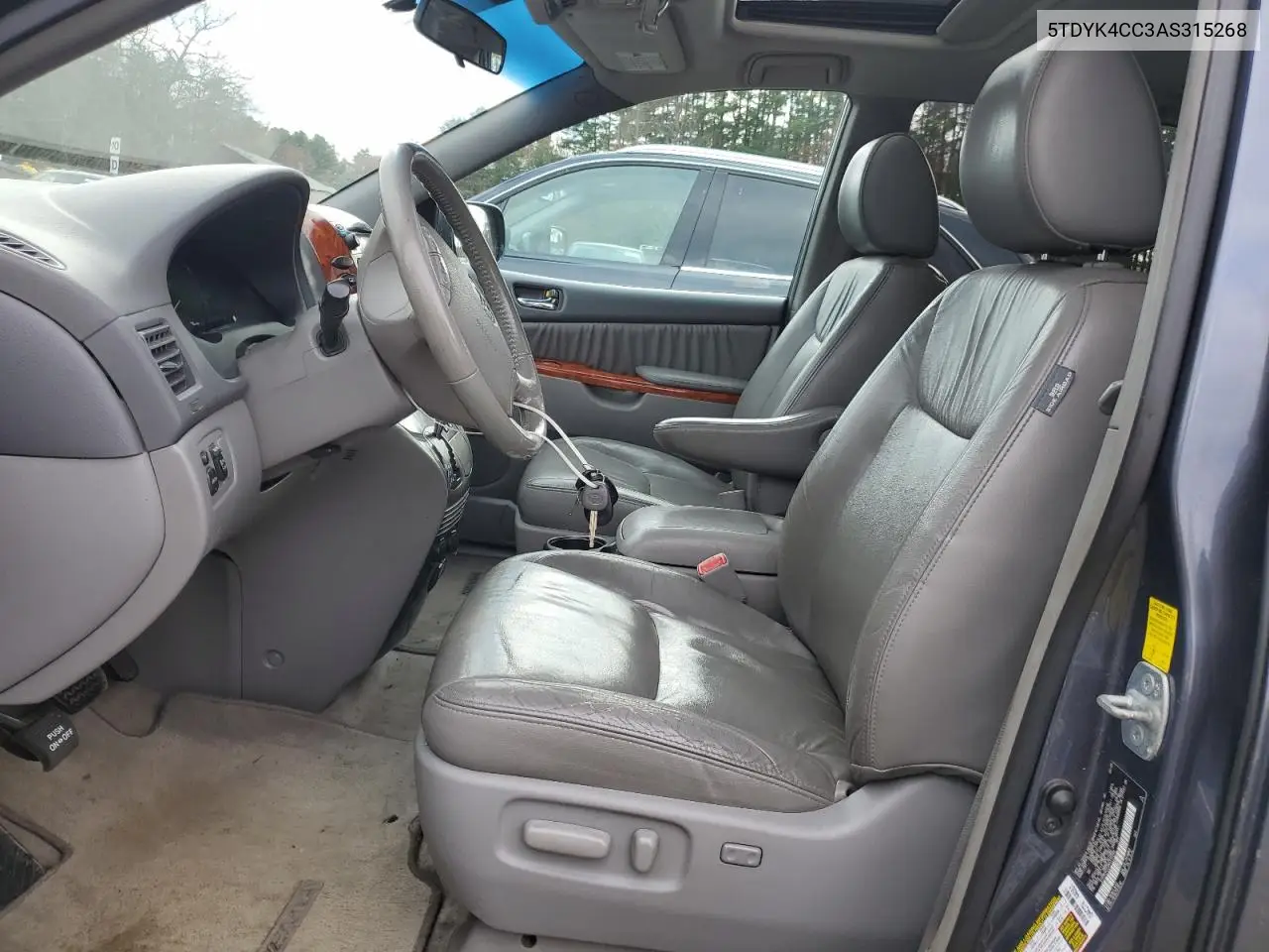 5TDYK4CC3AS315268 2010 Toyota Sienna Xle