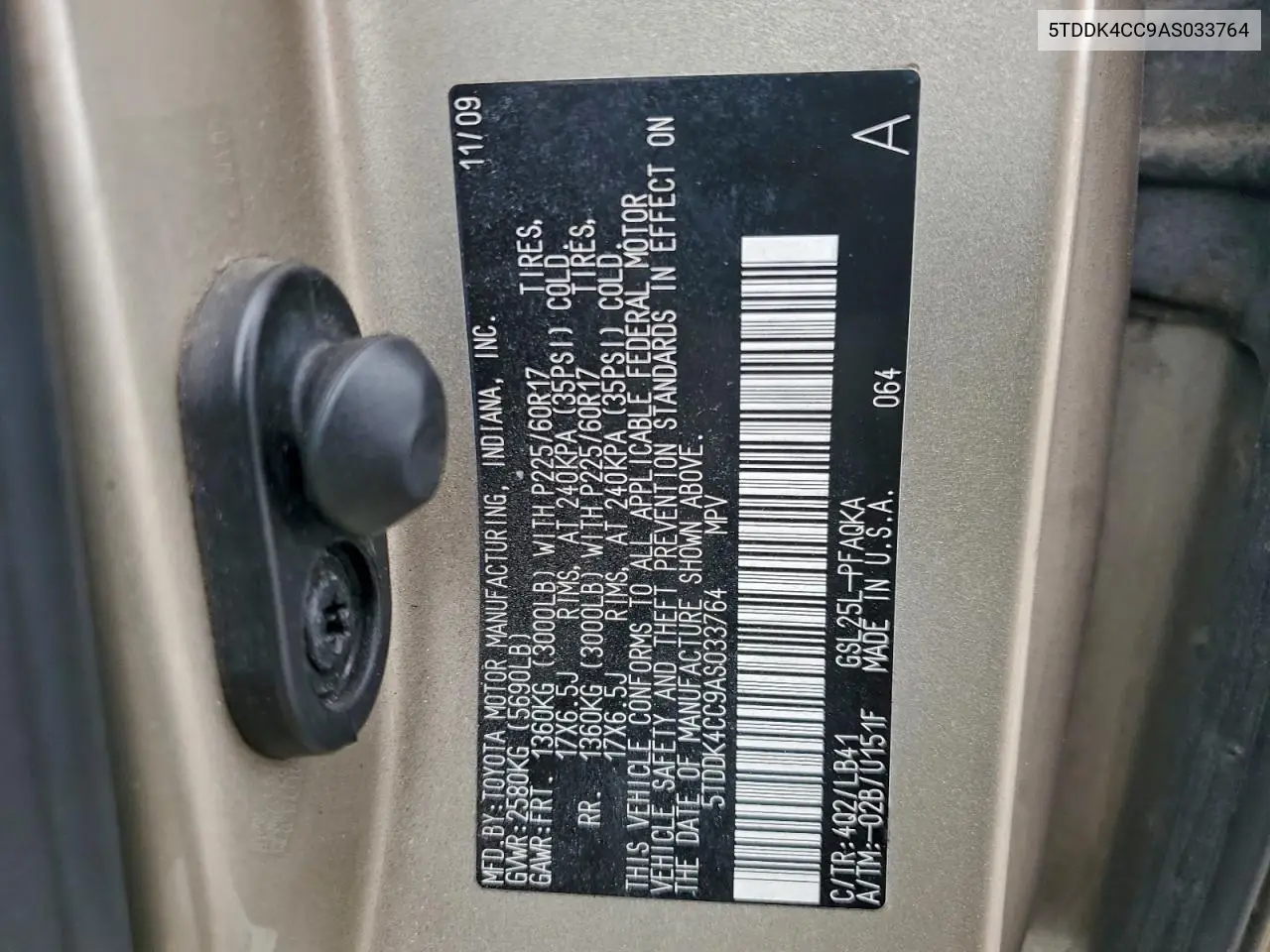 5TDDK4CC9AS033764 2010 Toyota Sienna Xle