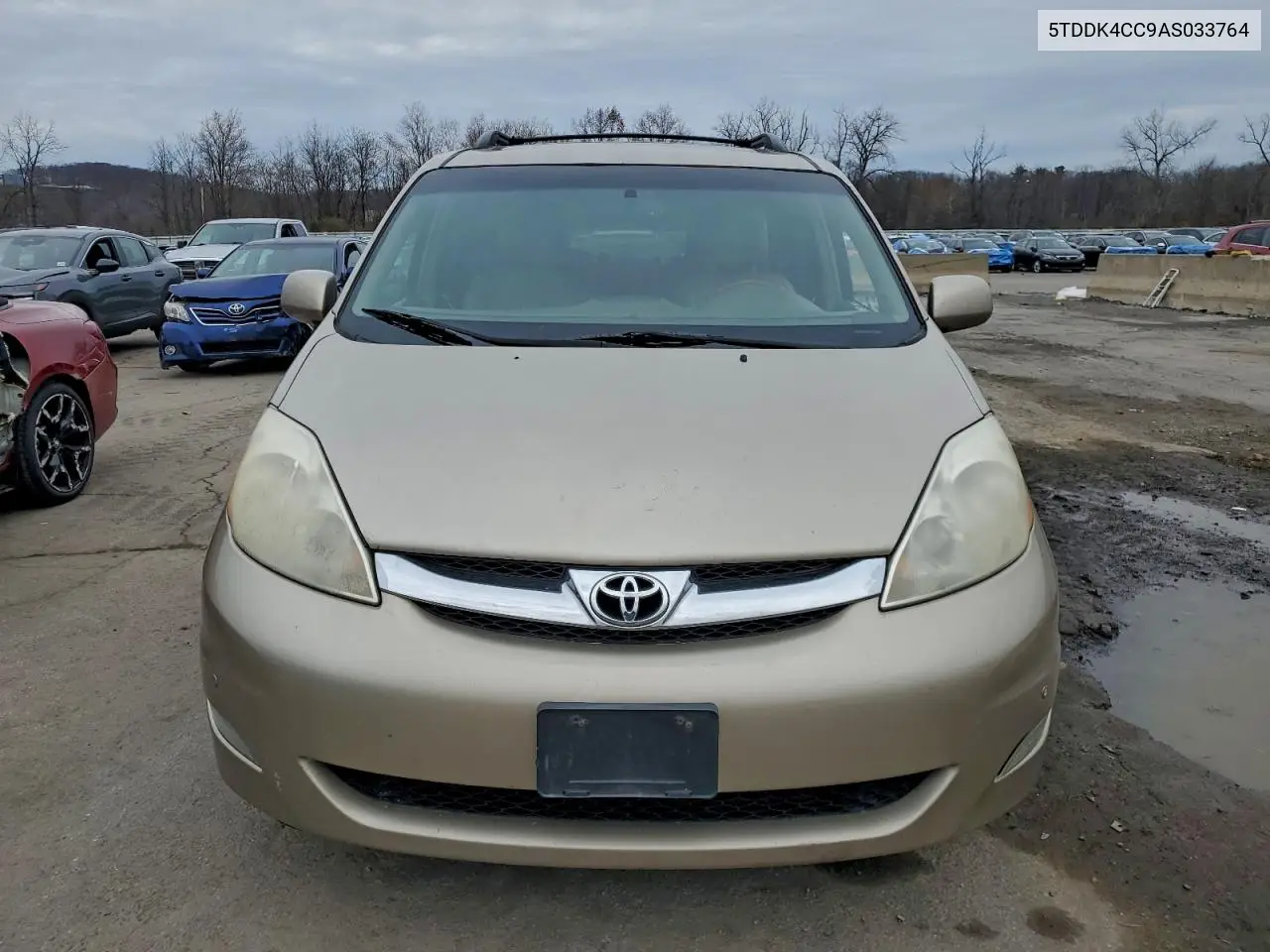 5TDDK4CC9AS033764 2010 Toyota Sienna Xle