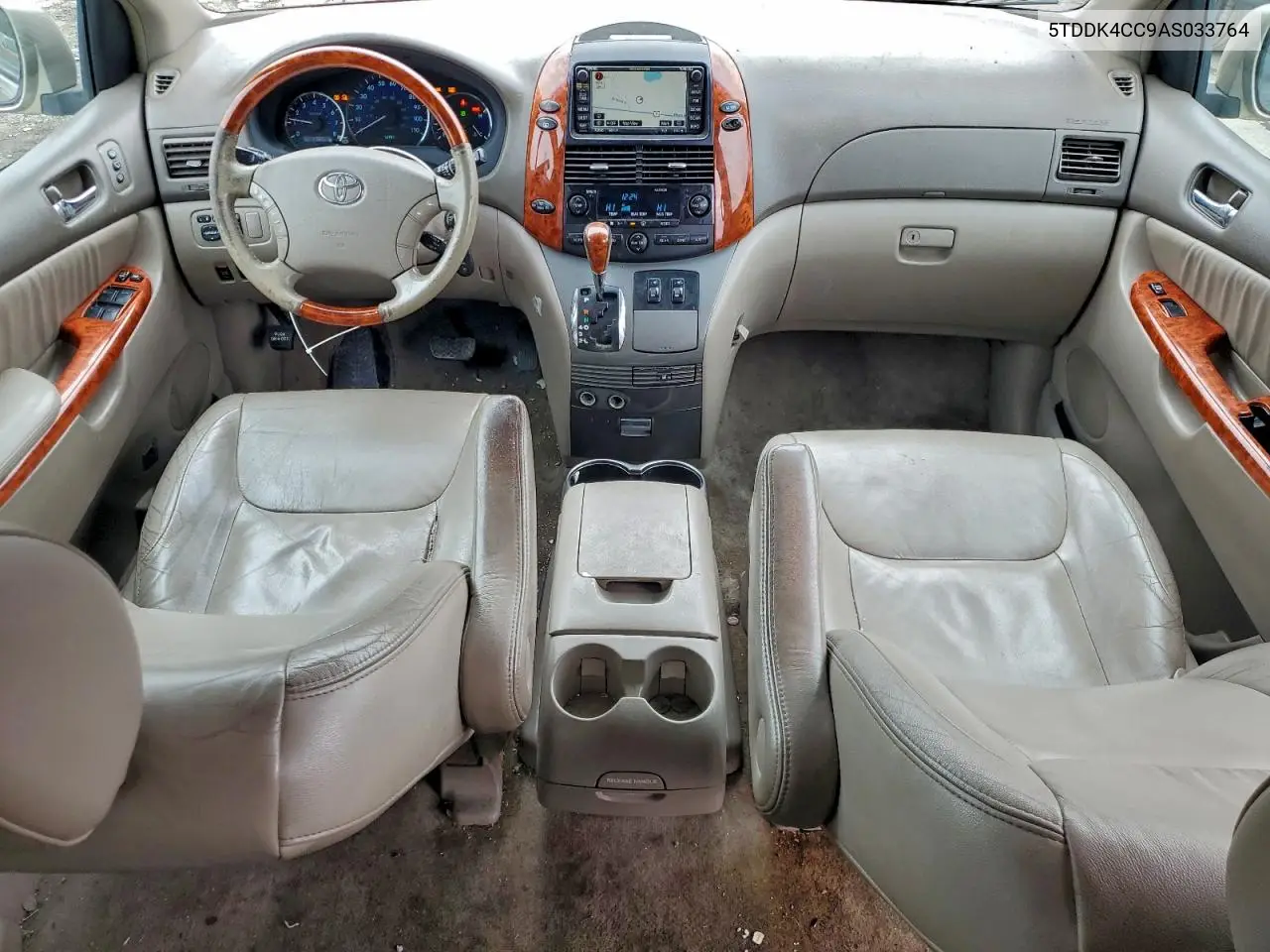 5TDDK4CC9AS033764 2010 Toyota Sienna Xle