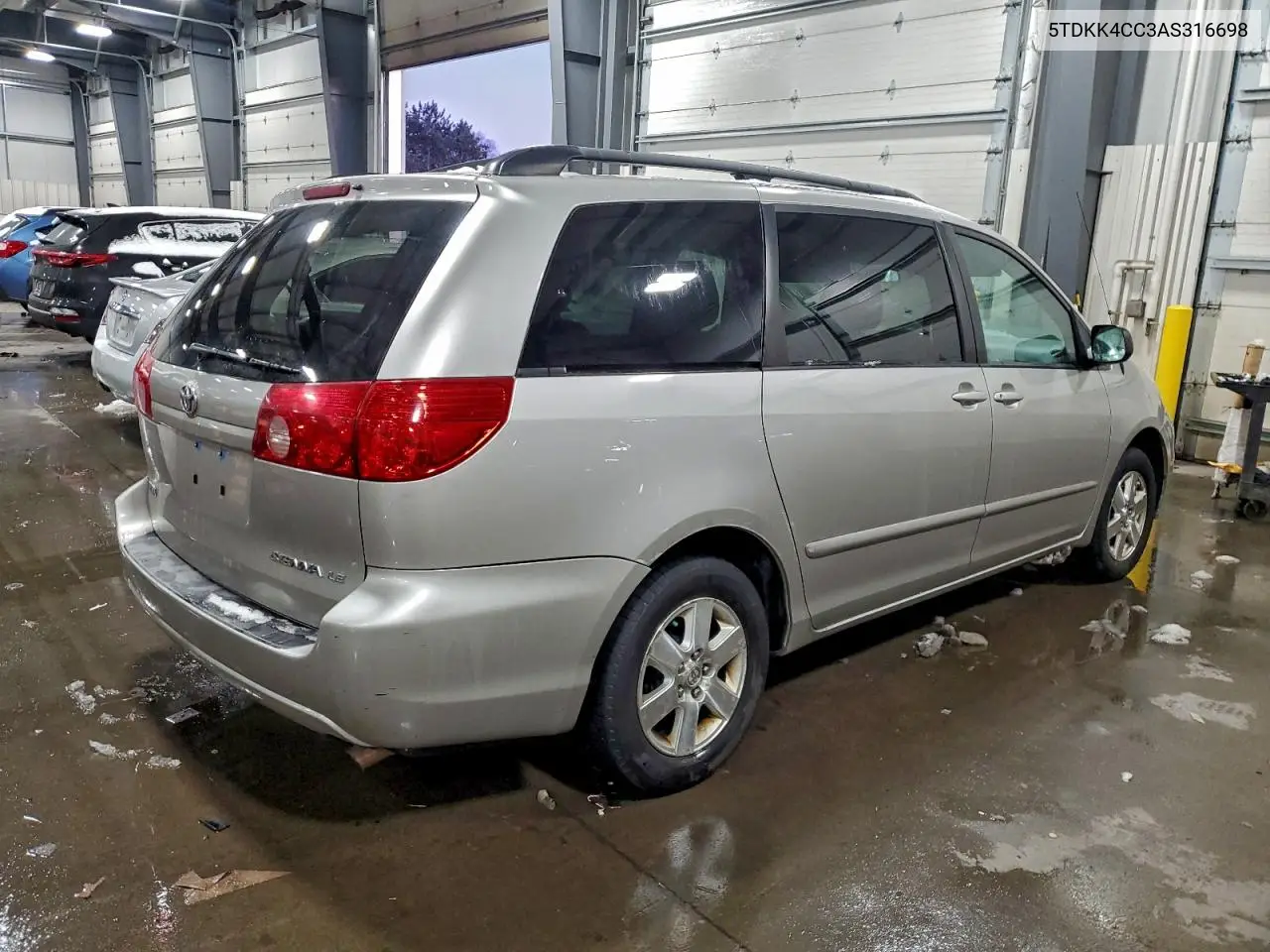 5TDKK4CC3AS316698 2010 Toyota Sienna Ce
