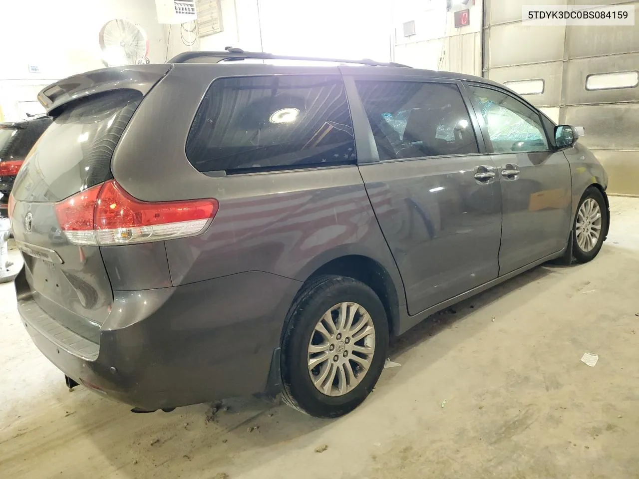 5TDYK3DC0BS084159 2011 Toyota Sienna Xle