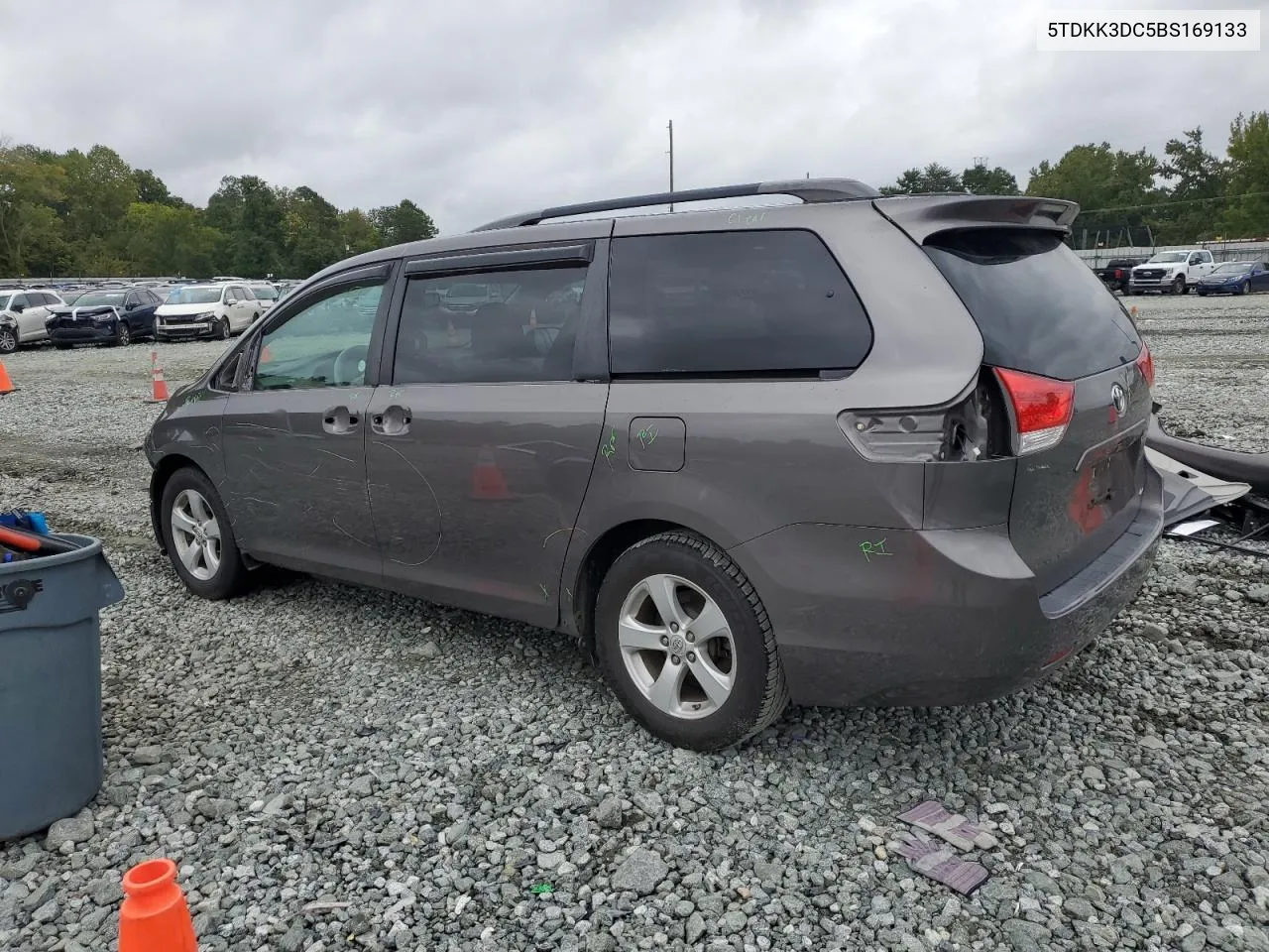 2011 Toyota Sienna Le VIN: 5TDKK3DC5BS169133 Lot: 71349134