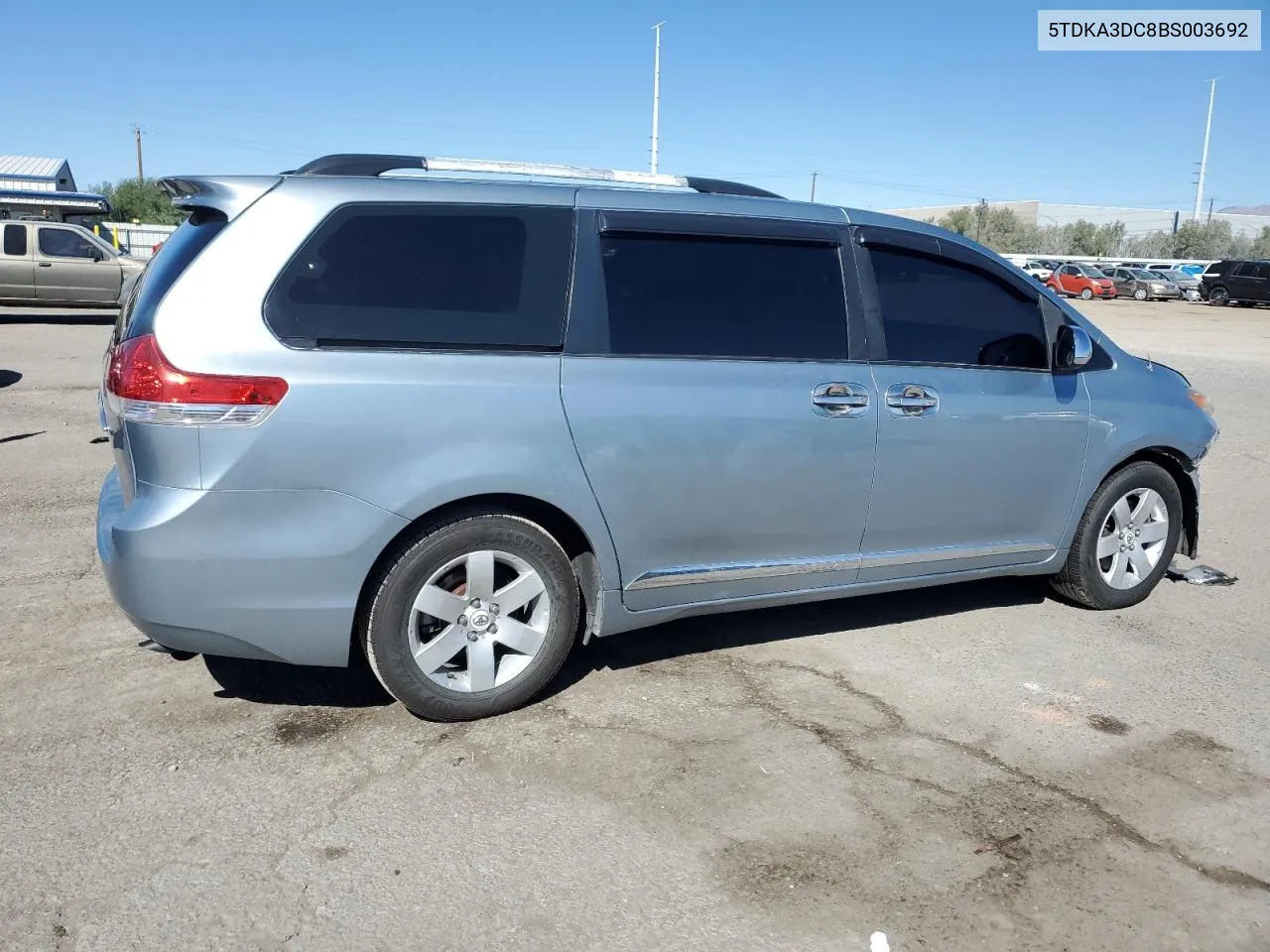 5TDKA3DC8BS003692 2011 Toyota Sienna Base