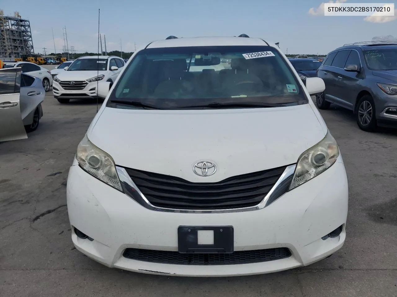 5TDKK3DC2BS170210 2011 Toyota Sienna Le