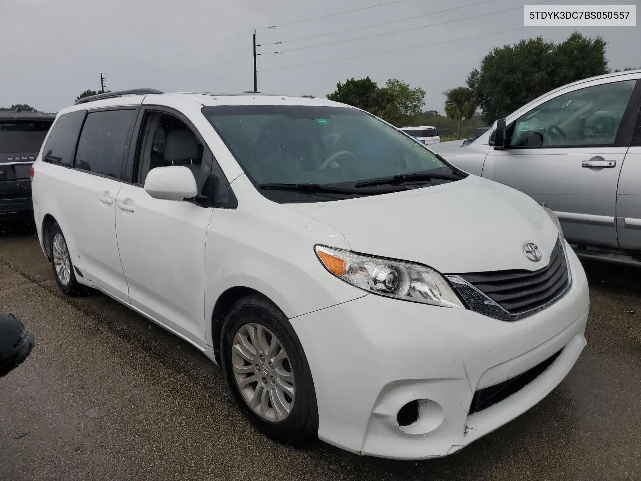 5TDYK3DC7BS050557 2011 Toyota Sienna Xle