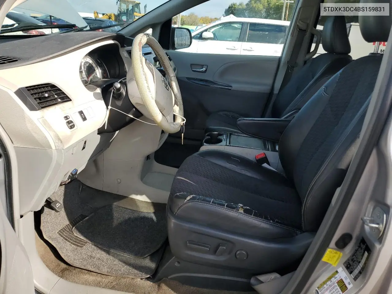5TDXK3DC4BS159831 2011 Toyota Sienna Sport