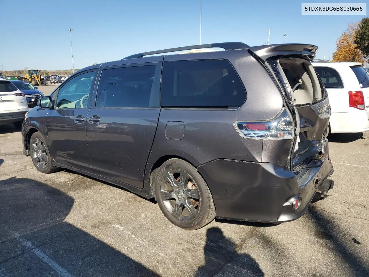 5TDXK3DC6BS030666 2011 Toyota Sienna Sport