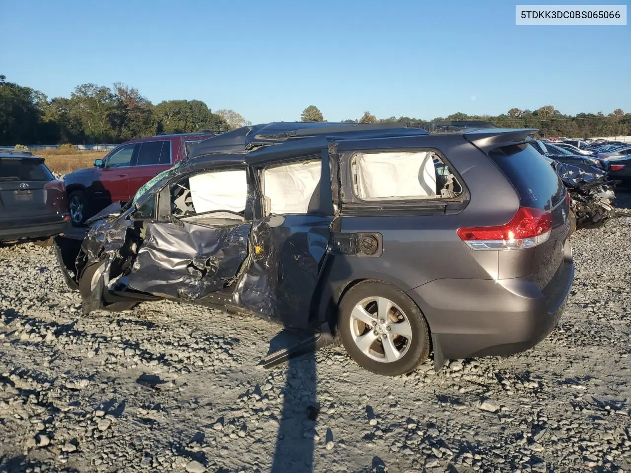 5TDKK3DC0BS065066 2011 Toyota Sienna Le