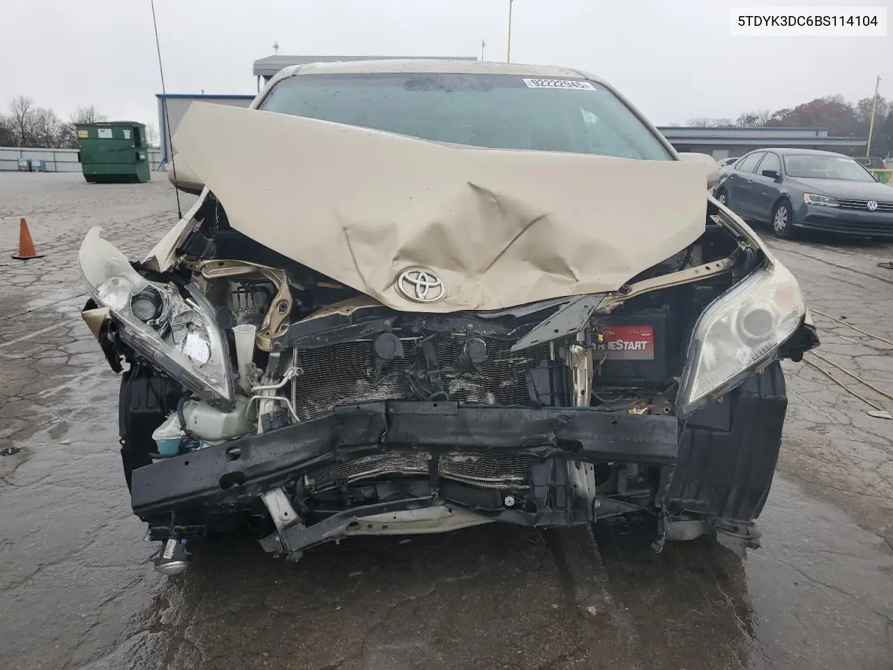 5TDYK3DC6BS114104 2011 Toyota Sienna Xle