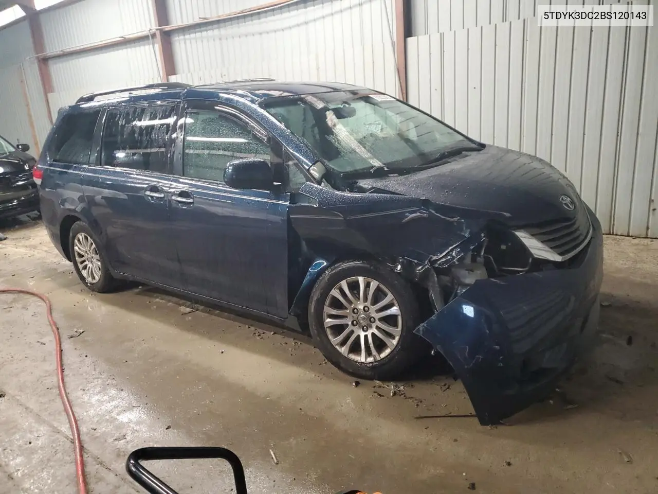 5TDYK3DC2BS120143 2011 Toyota Sienna Xle