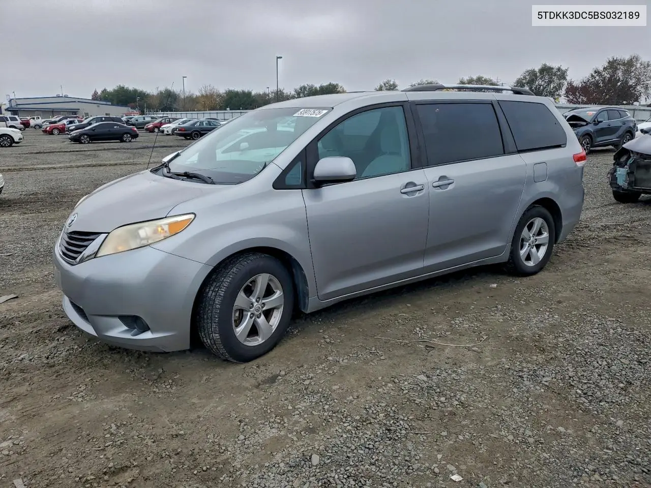 5TDKK3DC5BS032189 2011 Toyota Sienna Le