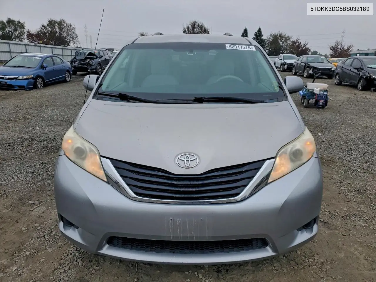 5TDKK3DC5BS032189 2011 Toyota Sienna Le