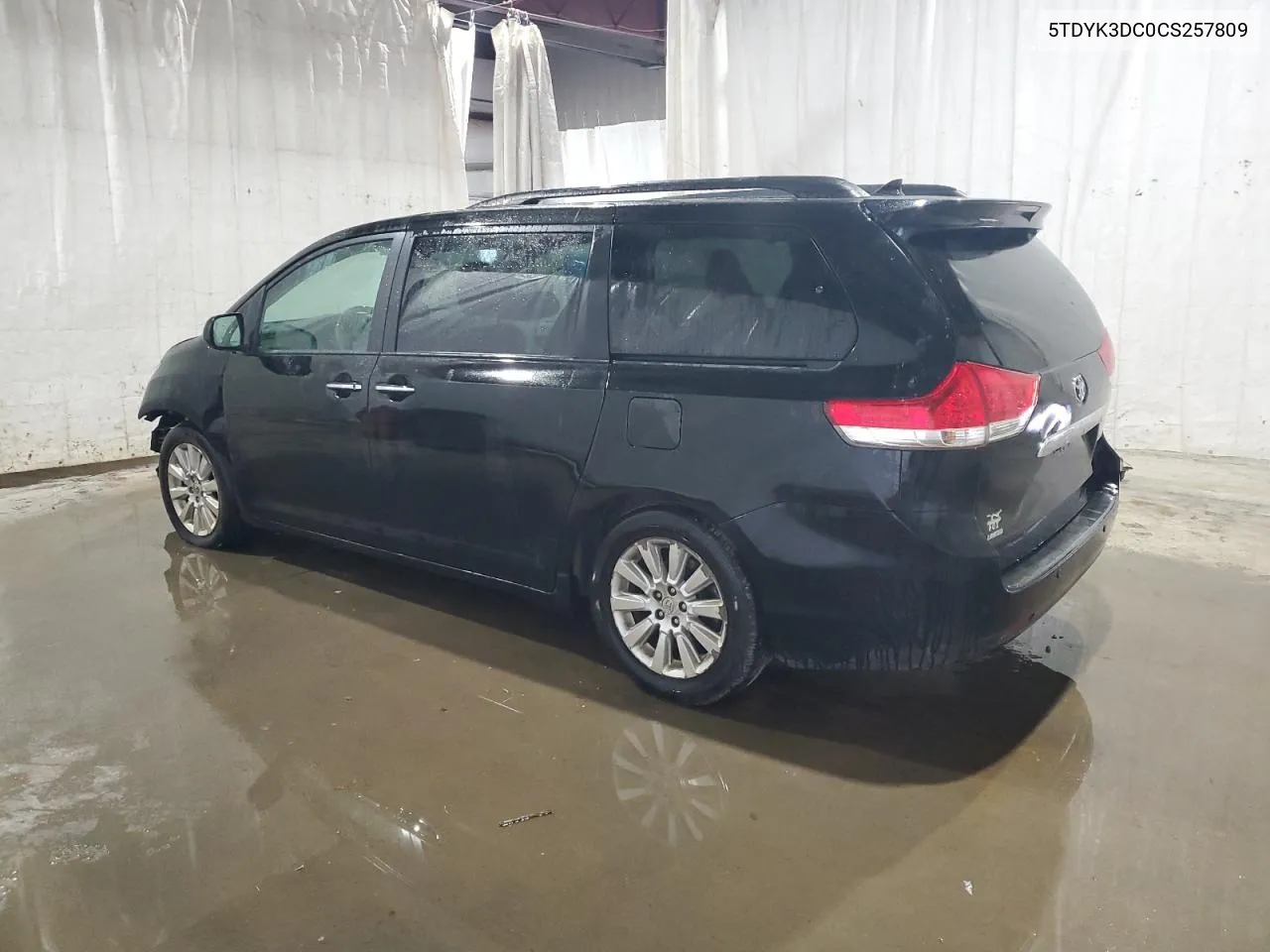 5TDYK3DC0CS257809 2012 Toyota Sienna Xle