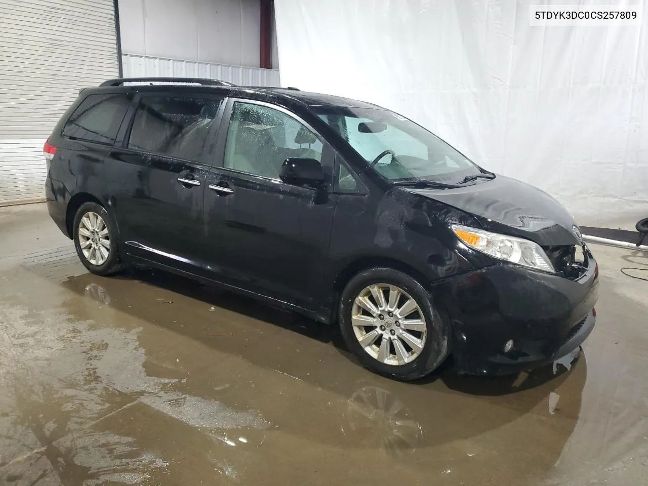 5TDYK3DC0CS257809 2012 Toyota Sienna Xle