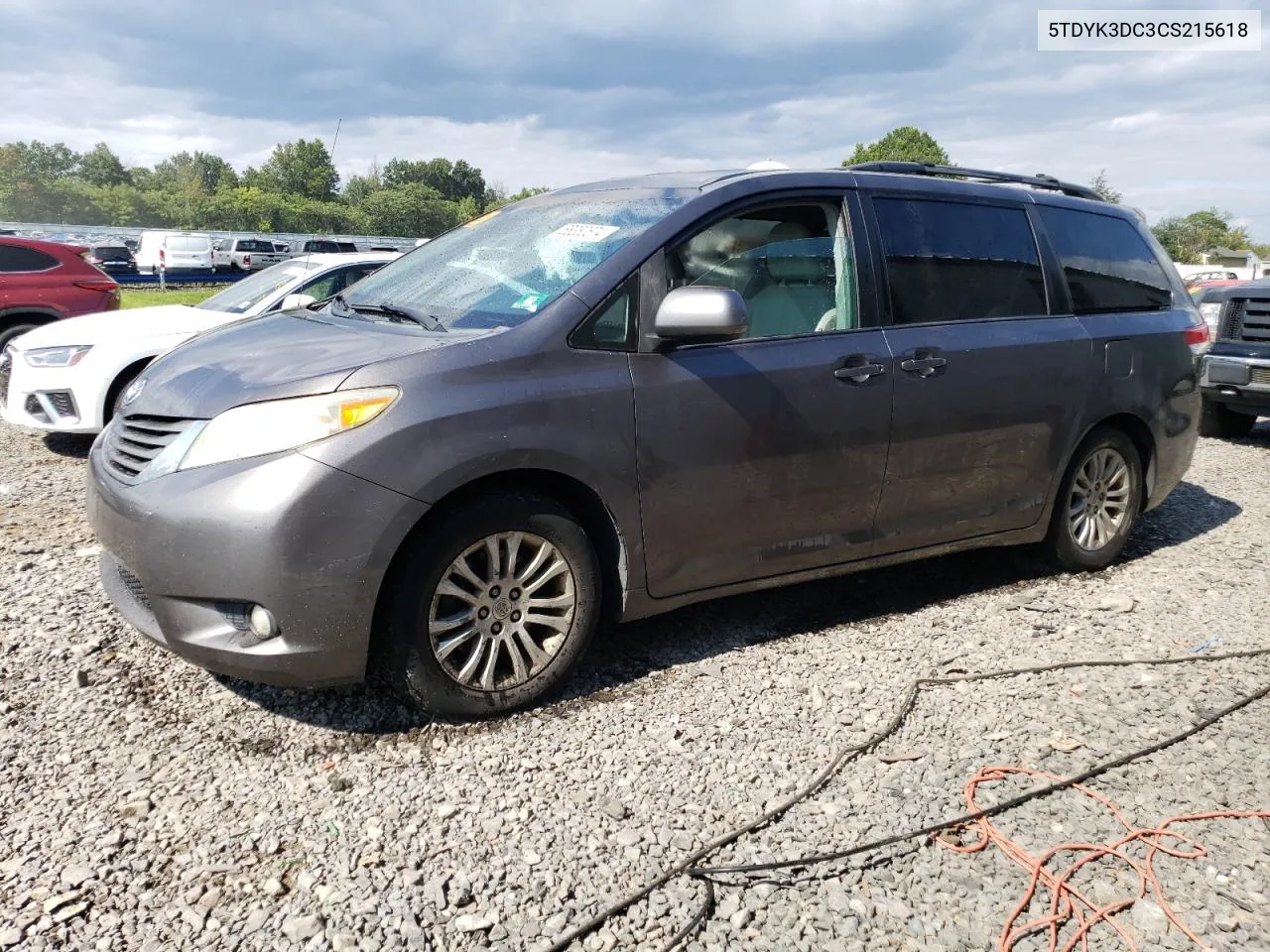 5TDYK3DC3CS215618 2012 Toyota Sienna Xle