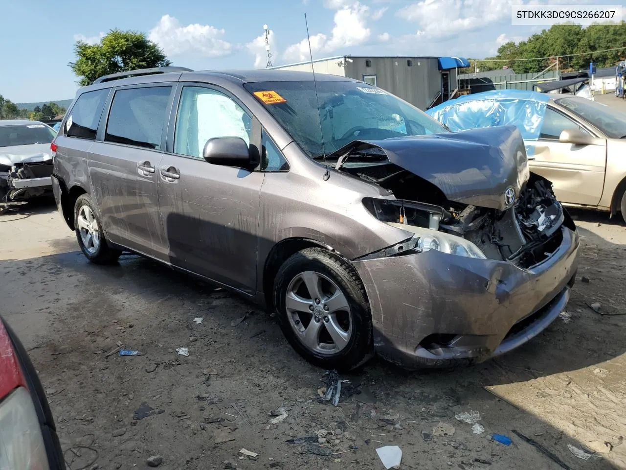 5TDKK3DC9CS266207 2012 Toyota Sienna Le