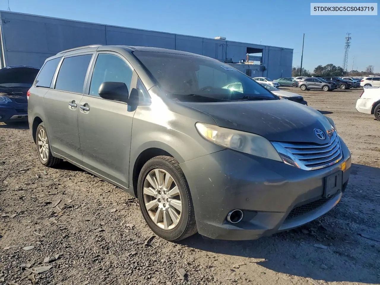 5TDDK3DC5CS043719 2012 Toyota Sienna Xle