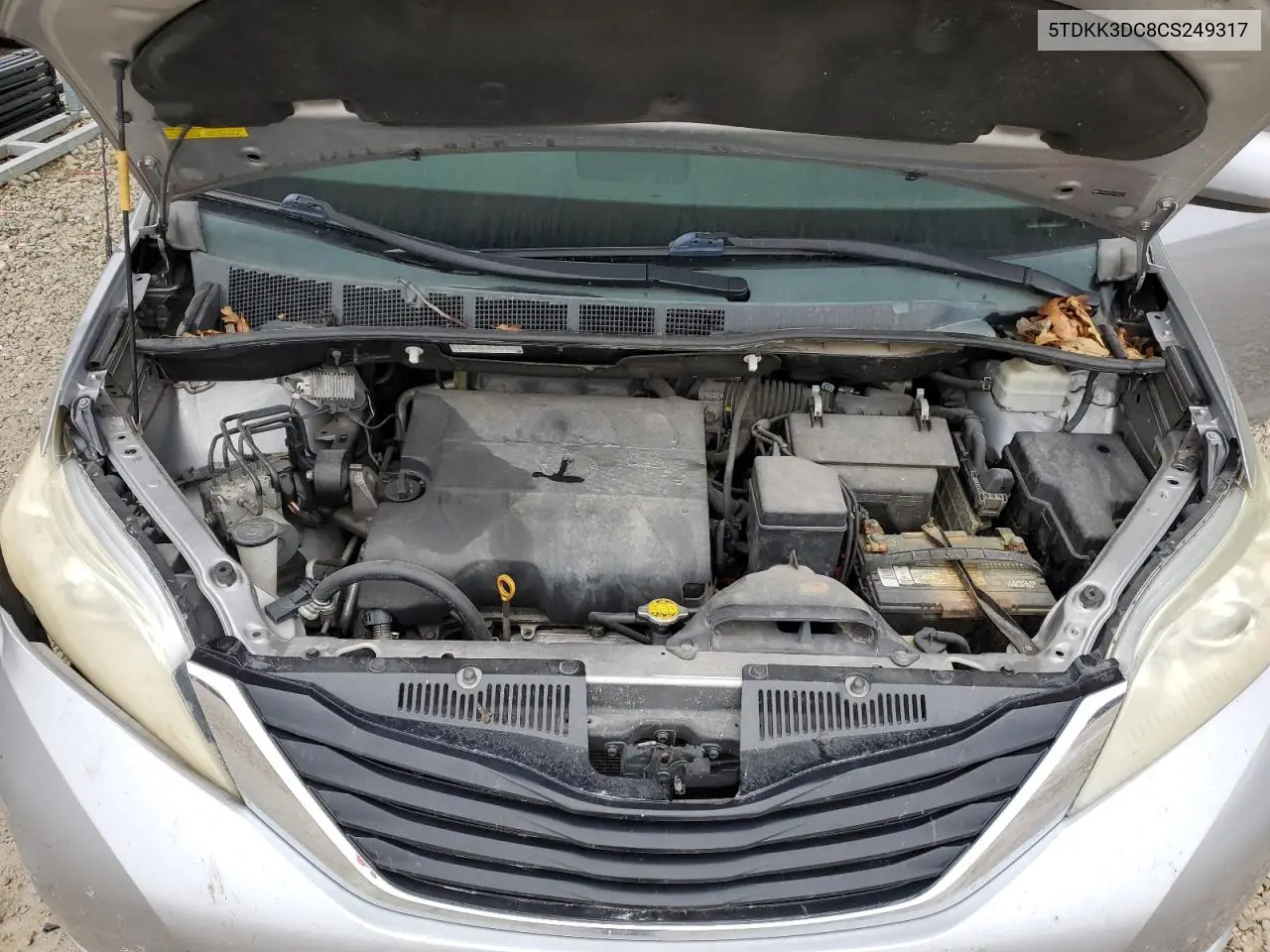 5TDKK3DC8CS249317 2012 Toyota Sienna Le