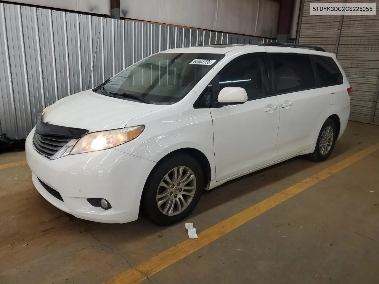5TDYK3DC2CS225055 2012 Toyota Sienna Xle