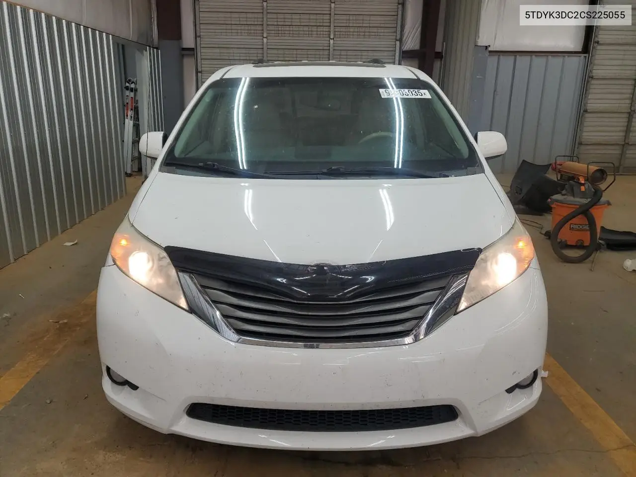 5TDYK3DC2CS225055 2012 Toyota Sienna Xle