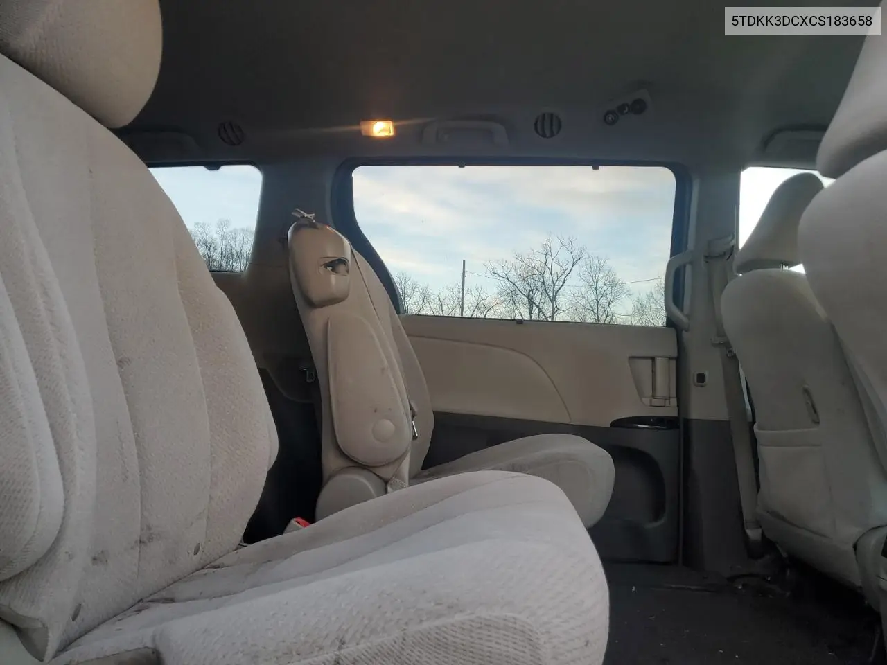5TDKK3DCXCS183658 2012 Toyota Sienna Le