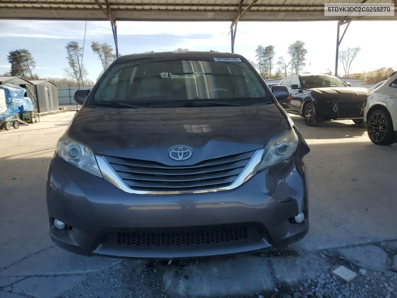 5TDYK3DC2CS255270 2012 Toyota Sienna Xle