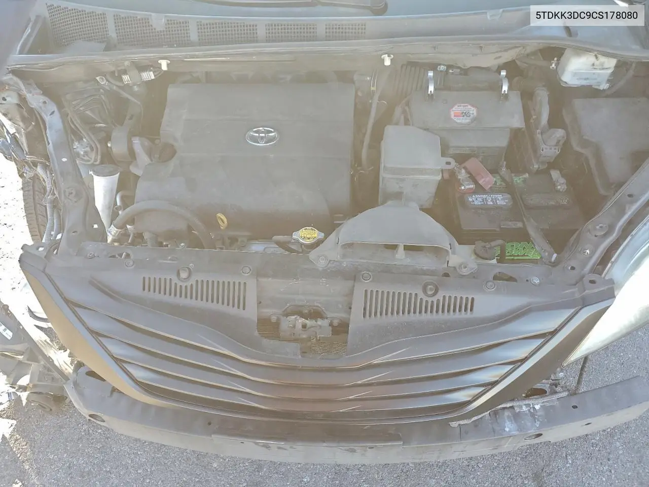 5TDKK3DC9CS178080 2012 Toyota Sienna Le