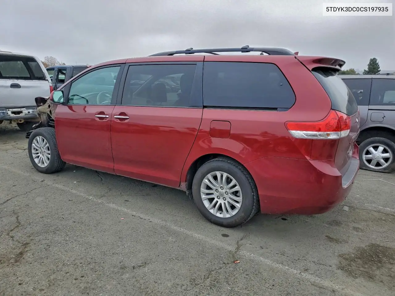 5TDYK3DC0CS197935 2012 Toyota Sienna Xle