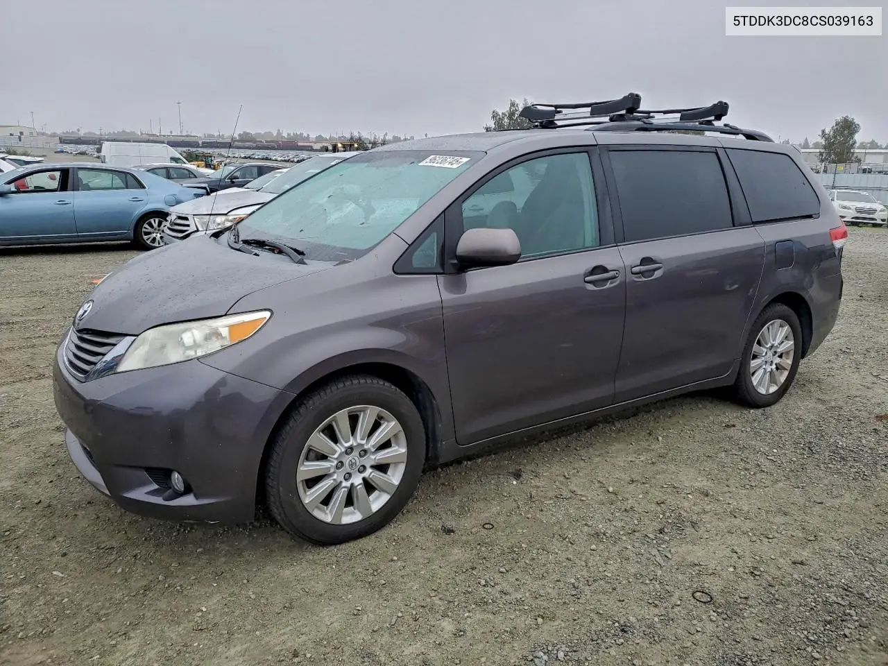 5TDDK3DC8CS039163 2012 Toyota Sienna Xle