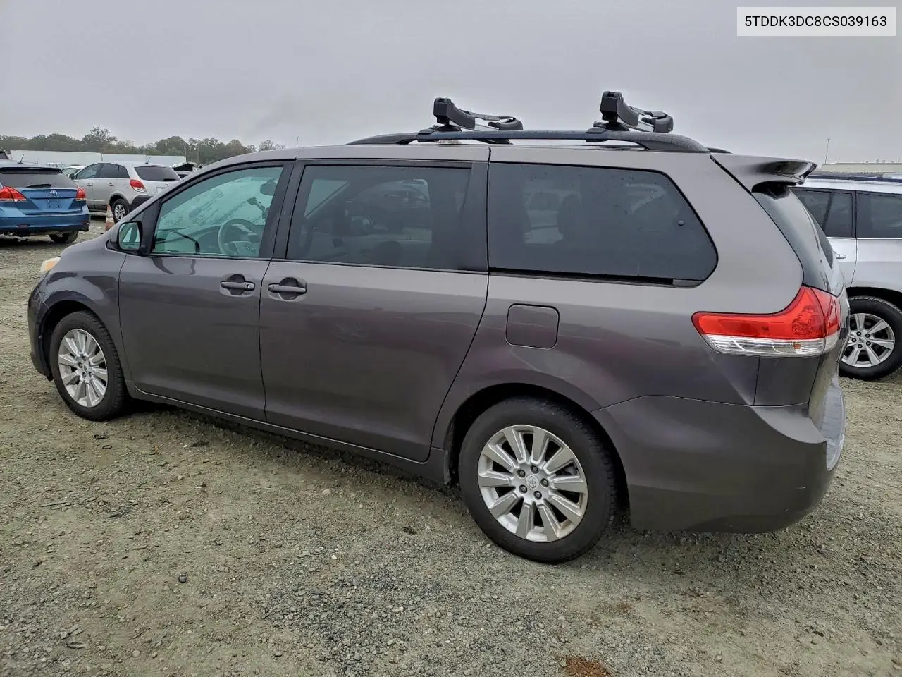 5TDDK3DC8CS039163 2012 Toyota Sienna Xle