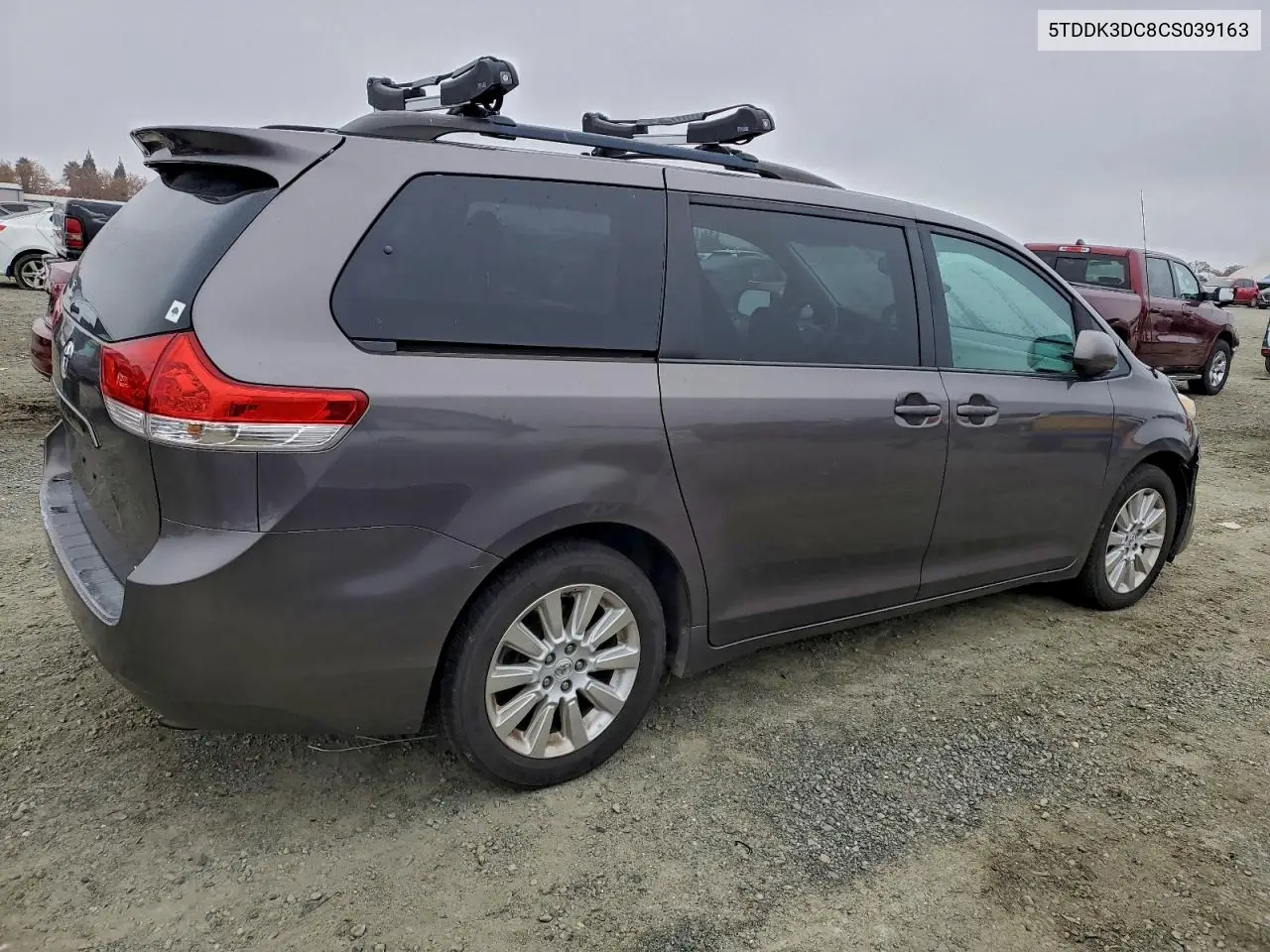 5TDDK3DC8CS039163 2012 Toyota Sienna Xle