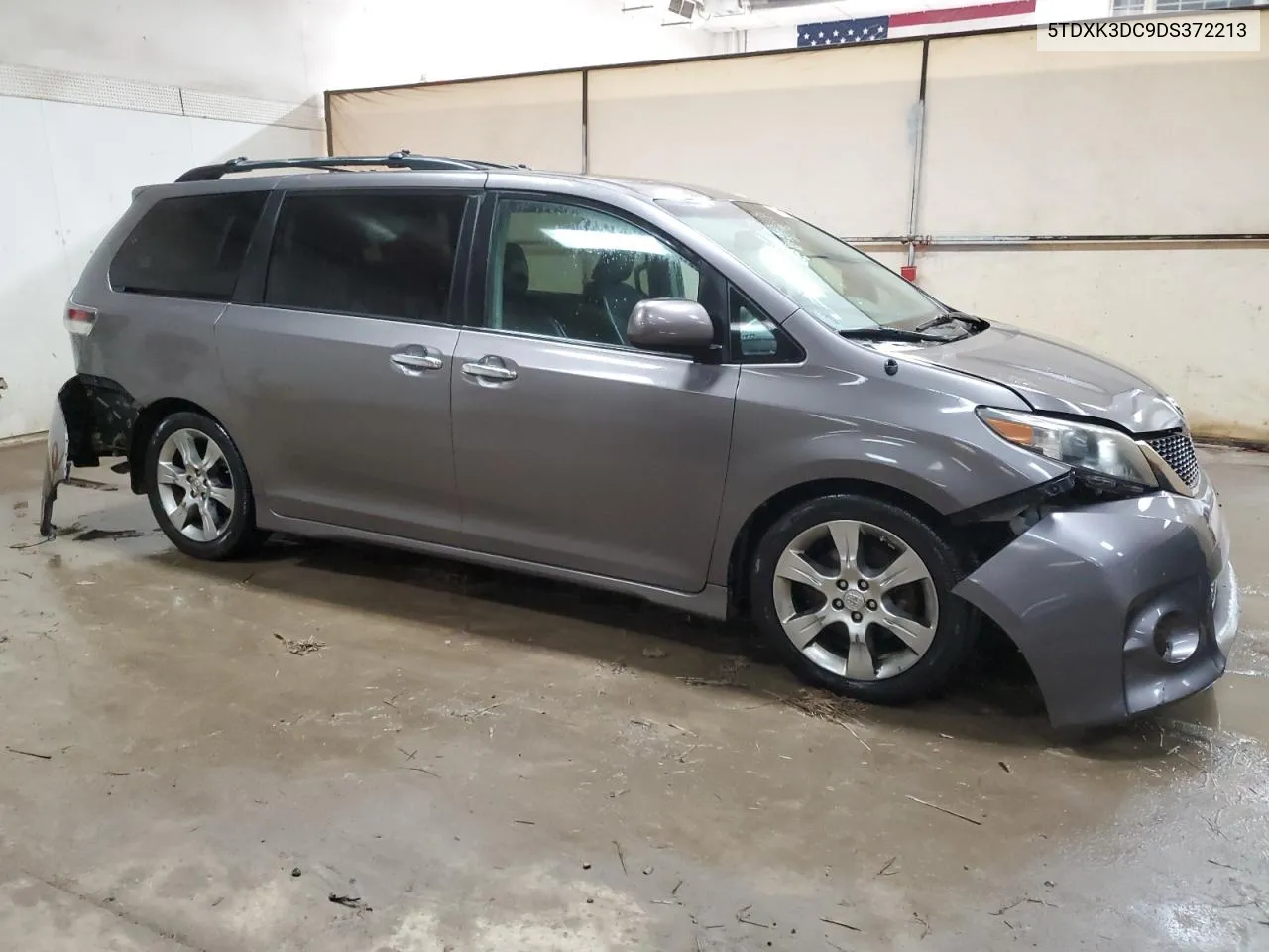 5TDXK3DC9DS372213 2013 Toyota Sienna Sport