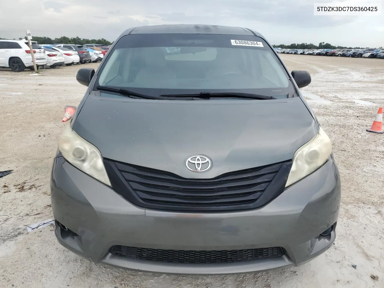 2013 Toyota Sienna VIN: 5TDZK3DC7DS360425 Lot: 63086304