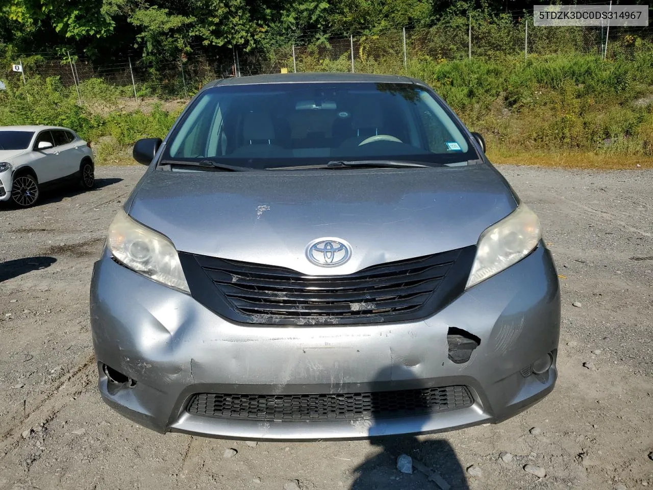 5TDZK3DC0DS314967 2013 Toyota Sienna