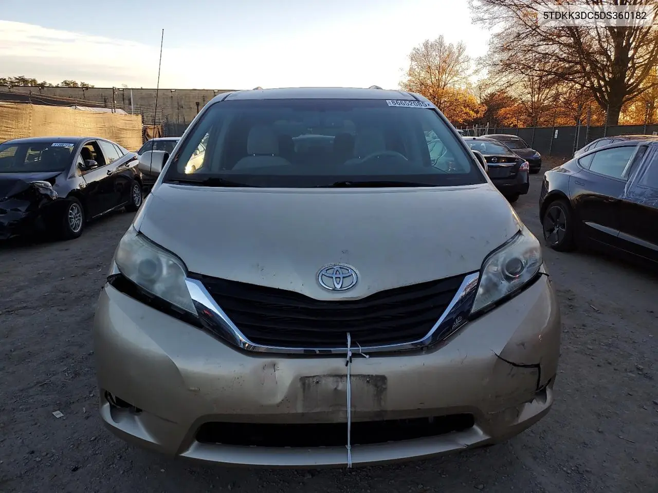 5TDKK3DC5DS360182 2013 Toyota Sienna Le