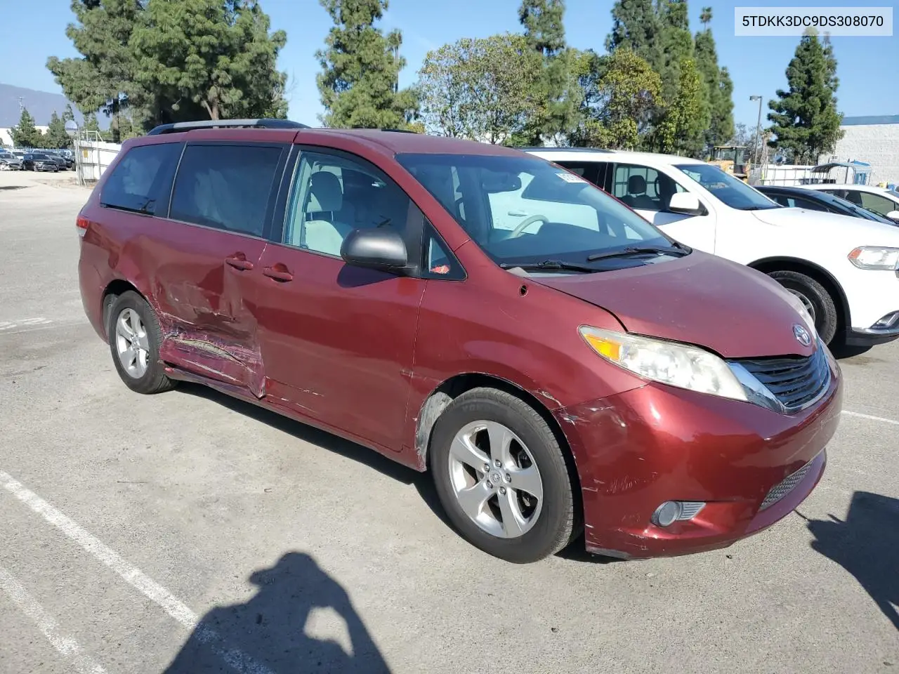5TDKK3DC9DS308070 2013 Toyota Sienna Le