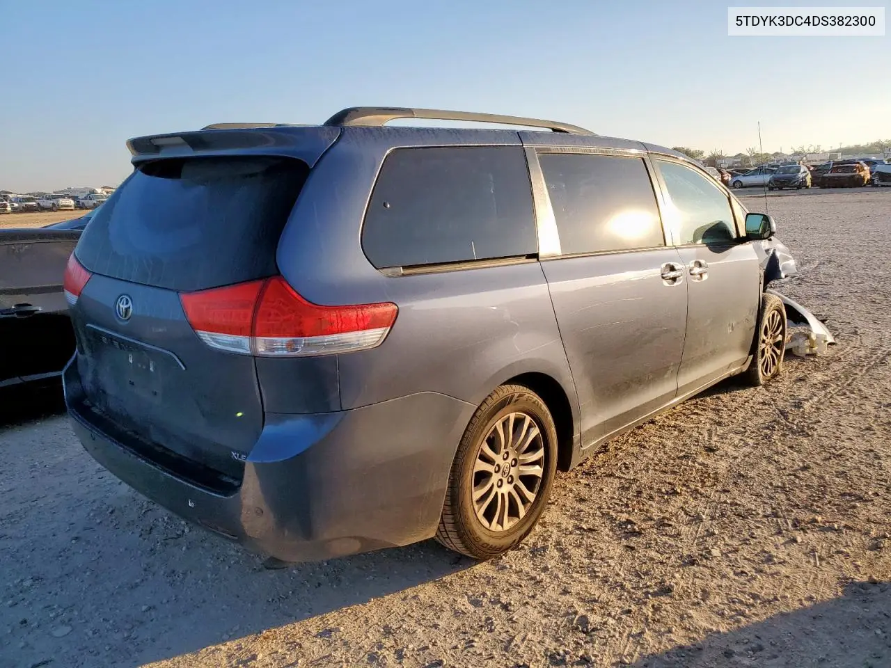 5TDYK3DC4DS382300 2013 Toyota Sienna Xle