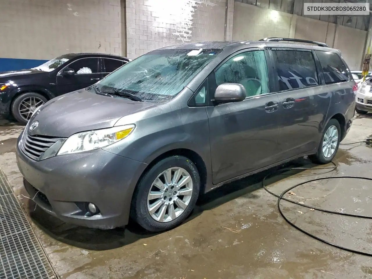 5TDDK3DC8DS065280 2013 Toyota Sienna Xle