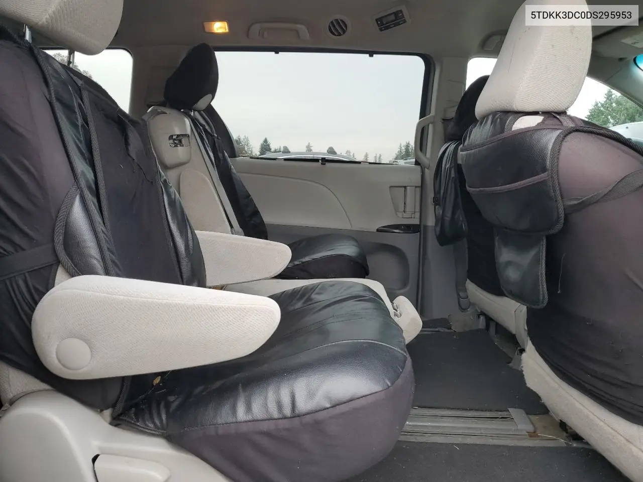 5TDKK3DC0DS295953 2013 Toyota Sienna Le