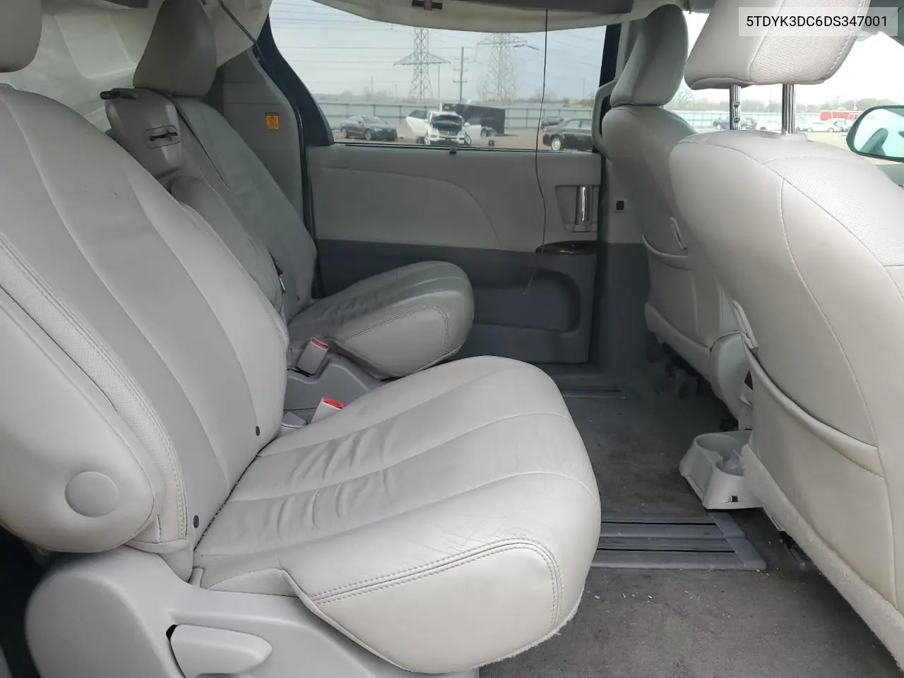 5TDYK3DC6DS347001 2013 Toyota Sienna Xle