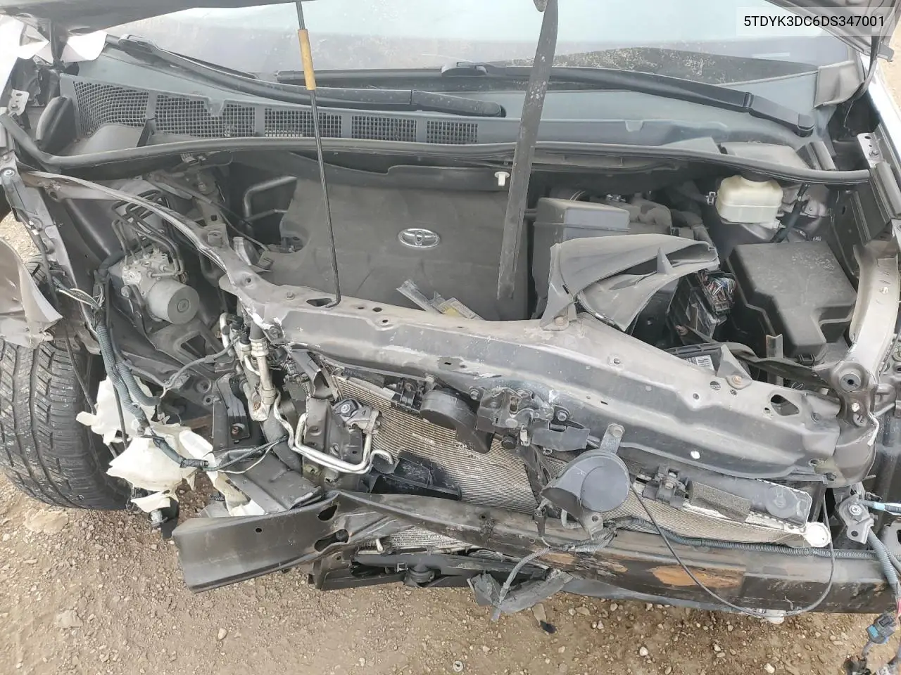 5TDYK3DC6DS347001 2013 Toyota Sienna Xle
