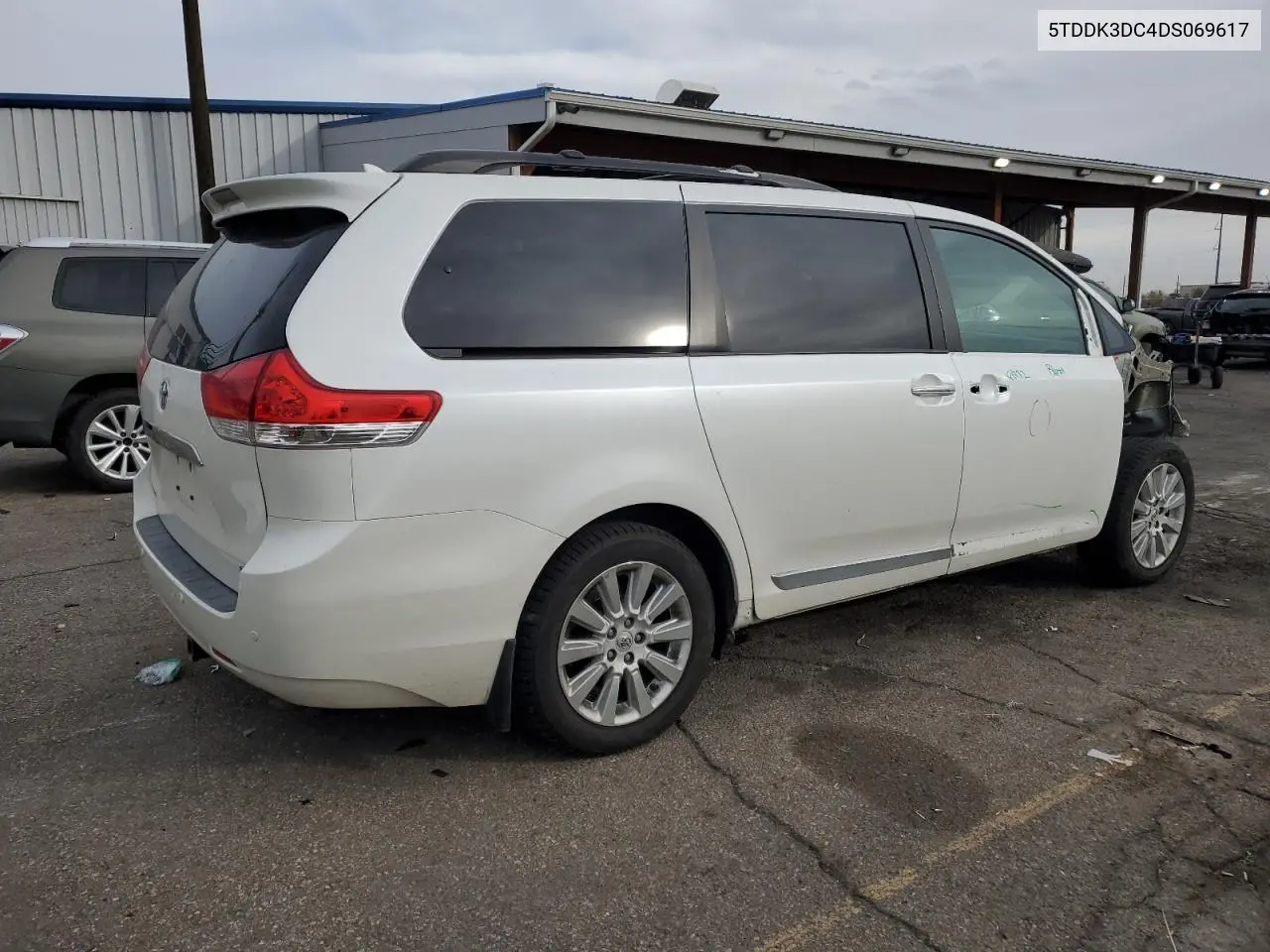 5TDDK3DC4DS069617 2013 Toyota Sienna Xle